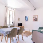 Cosy 36m With Sea View Center Village !