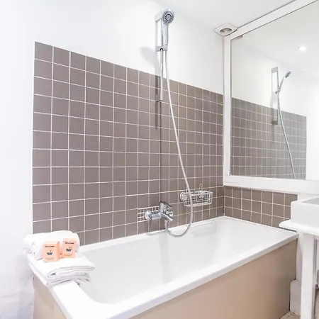 Cosy 36m With Sea View Center Village ! Apartment *
